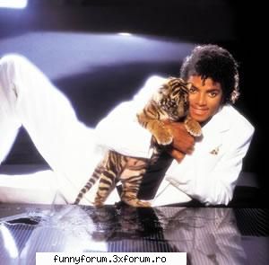 imaginea asta frumoasa ! michael jackson!